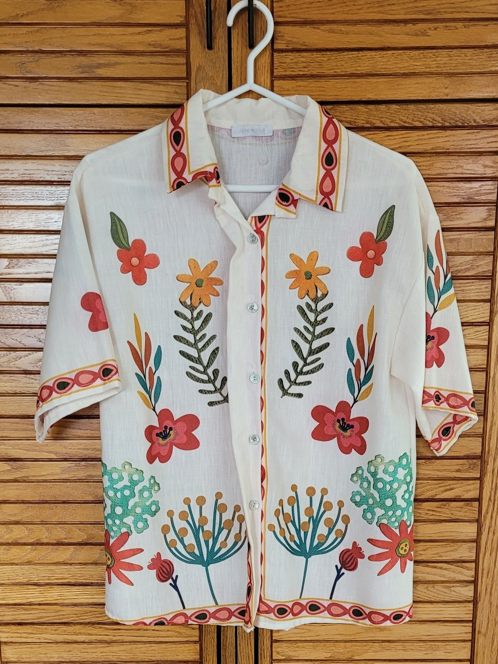 Women’s Floral Short-Sleeve Button Shirt - Cream with Multicolor Print